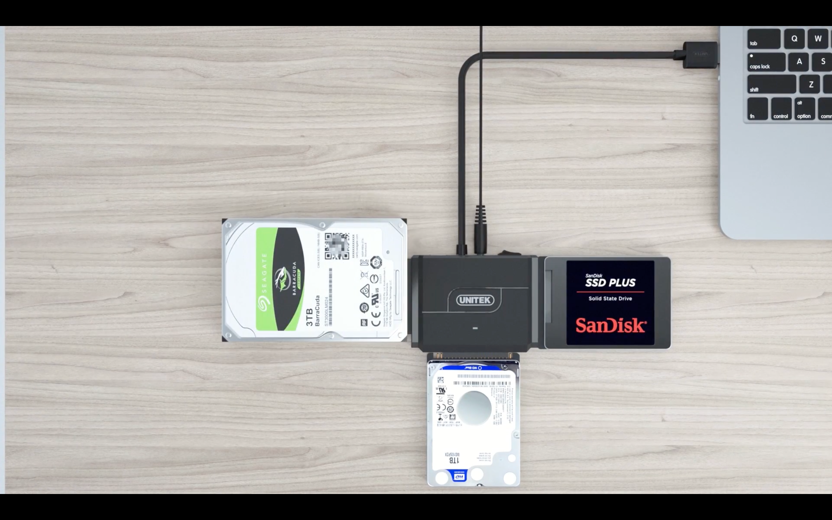 UNITEK Y-3324: USB3.0 to IDE + SATA II Converter