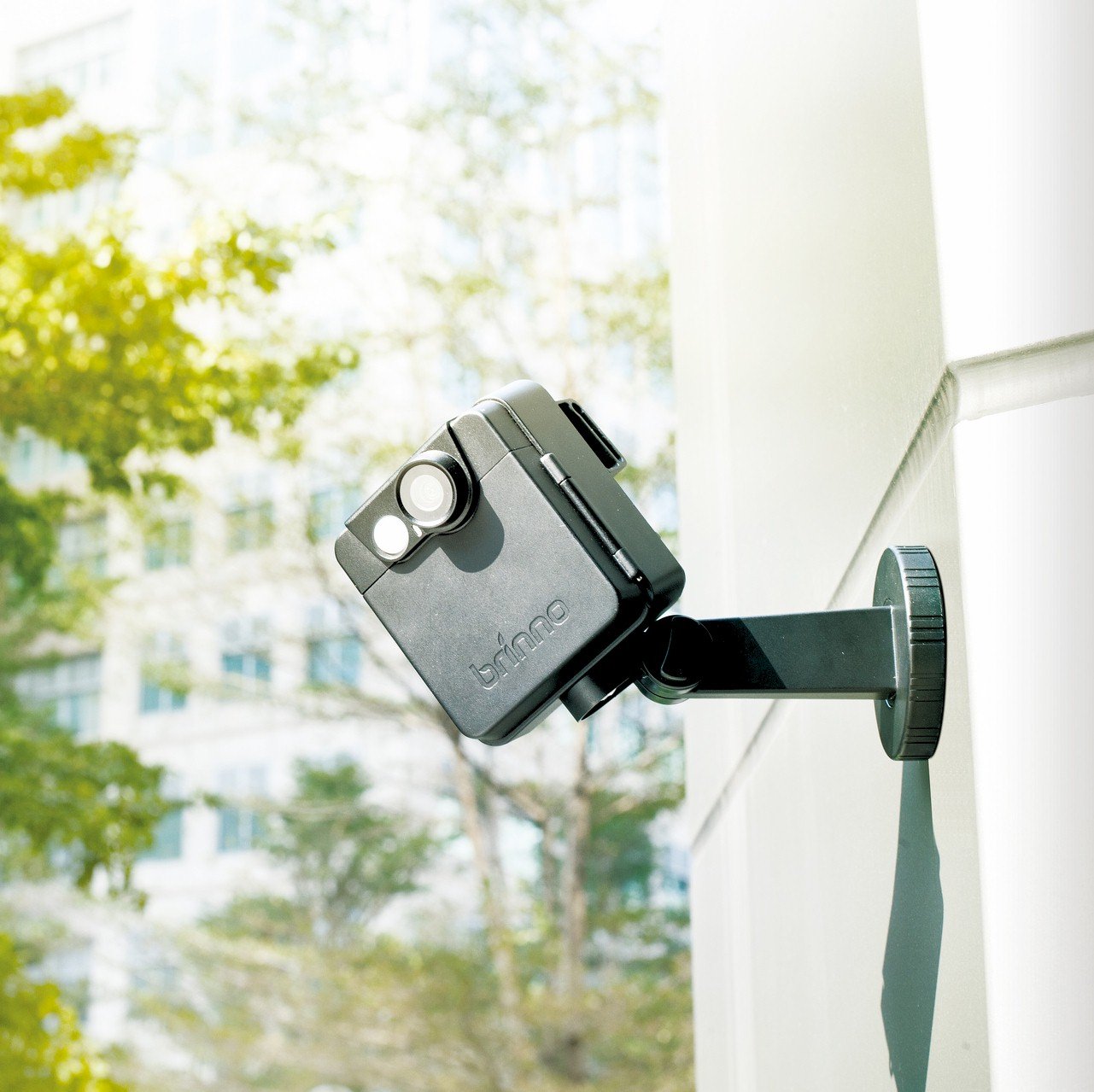 MAC200DN Battery Powered Security Camera